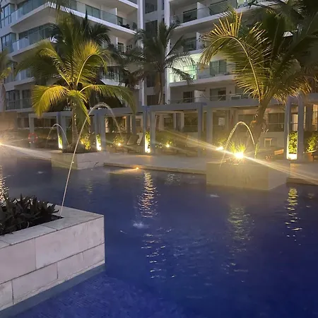Morros Ultra Frente A La Playa * Cartagena